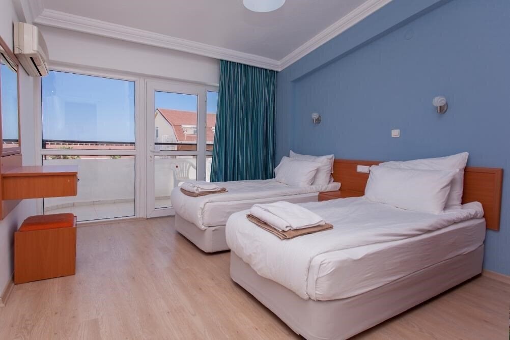 Fotografii Adora Garden 3*